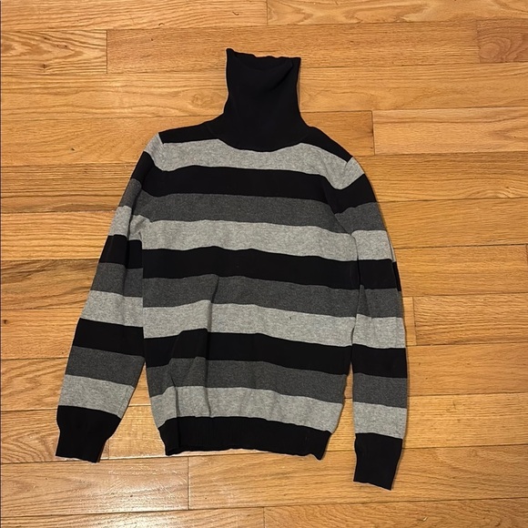 Sweaters - women’s turtleneck sweater